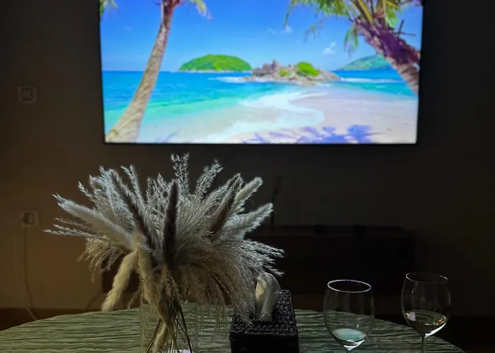 Relax & Sunshine - Modern 2br Apartment, 100m2, Nature View, 30 Min From San Teodoro - Ideal For Families, Groups & Smartworkers